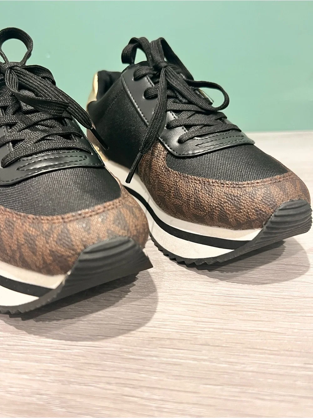 Michael Kors Platform Sneakers  Women’s Size 5.5